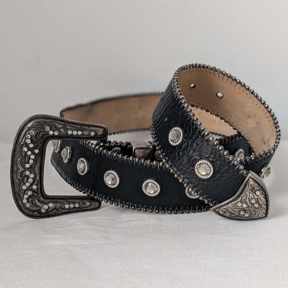 Vintage LeatherRock Black Belt For Women With Studs. Size Midium 34 Made in USA - Picture 5 of 13